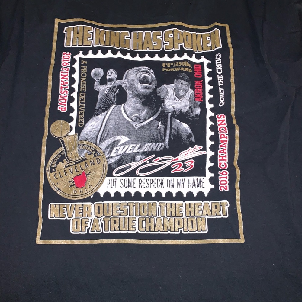 Men’s large T-shirt. Used
